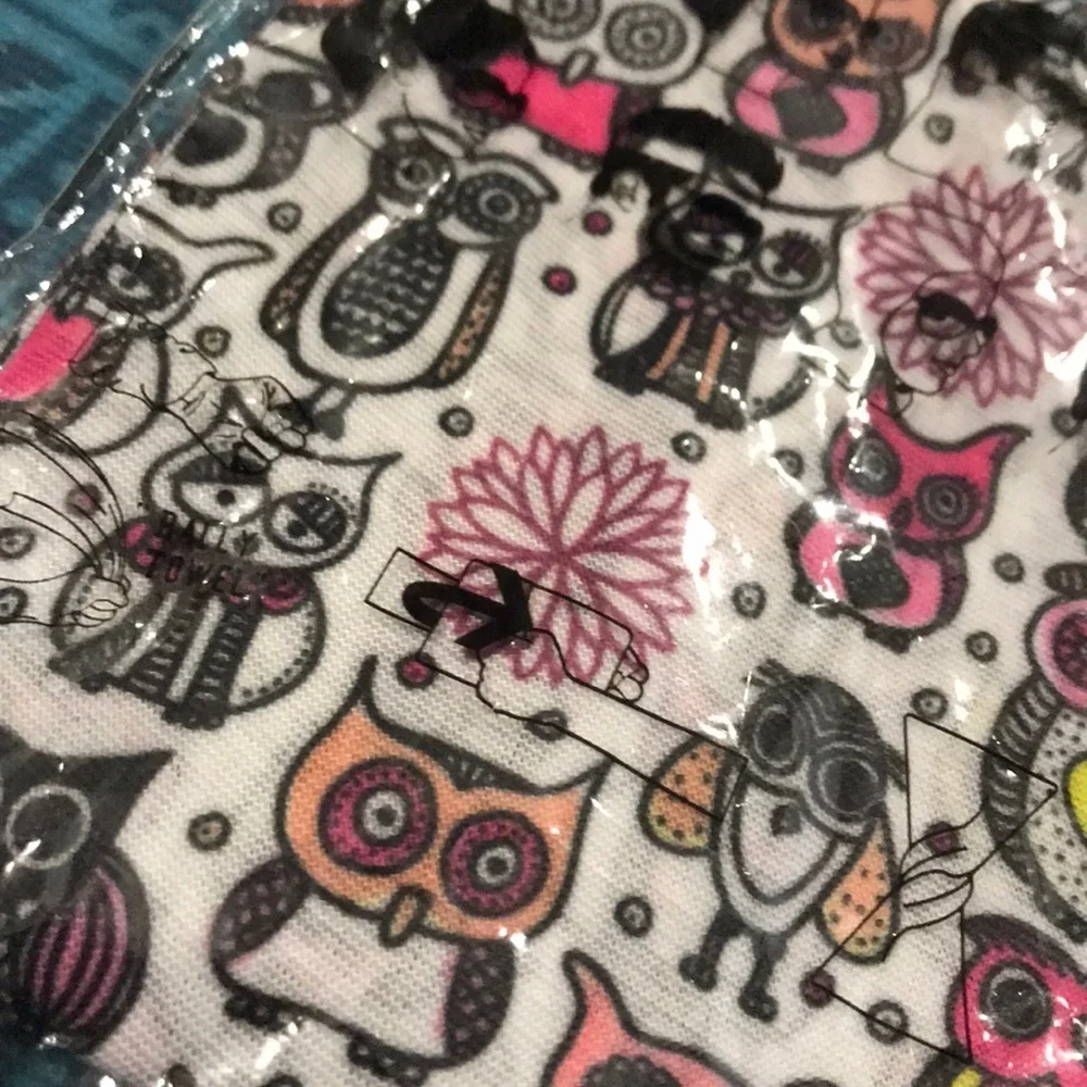 6/$20 New sealed owl neck gaiter